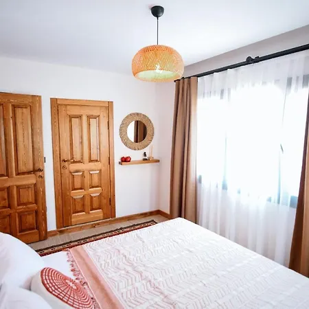 Kallinos Boutique